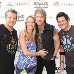 Meet your Posher, Avery